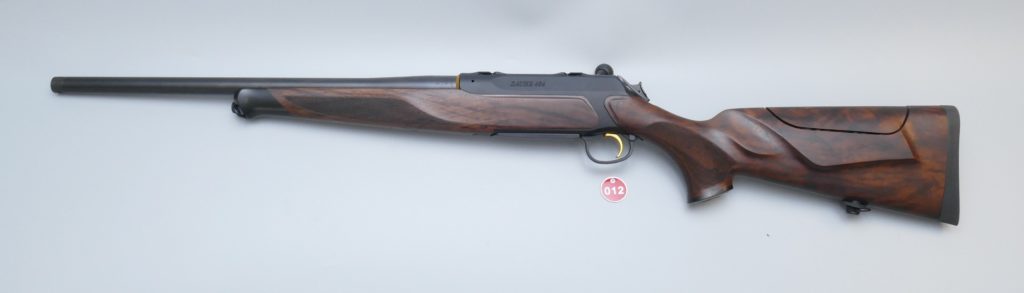 Repetierbüchse Sauer 404 Kal. 8x57IS, Verstellbarer Schaftrücken, Mündungsgewinde, Goldapplikation
